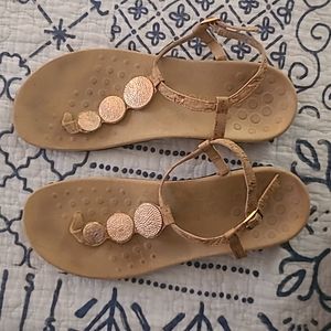 Vionic sandals tan and gold size 10